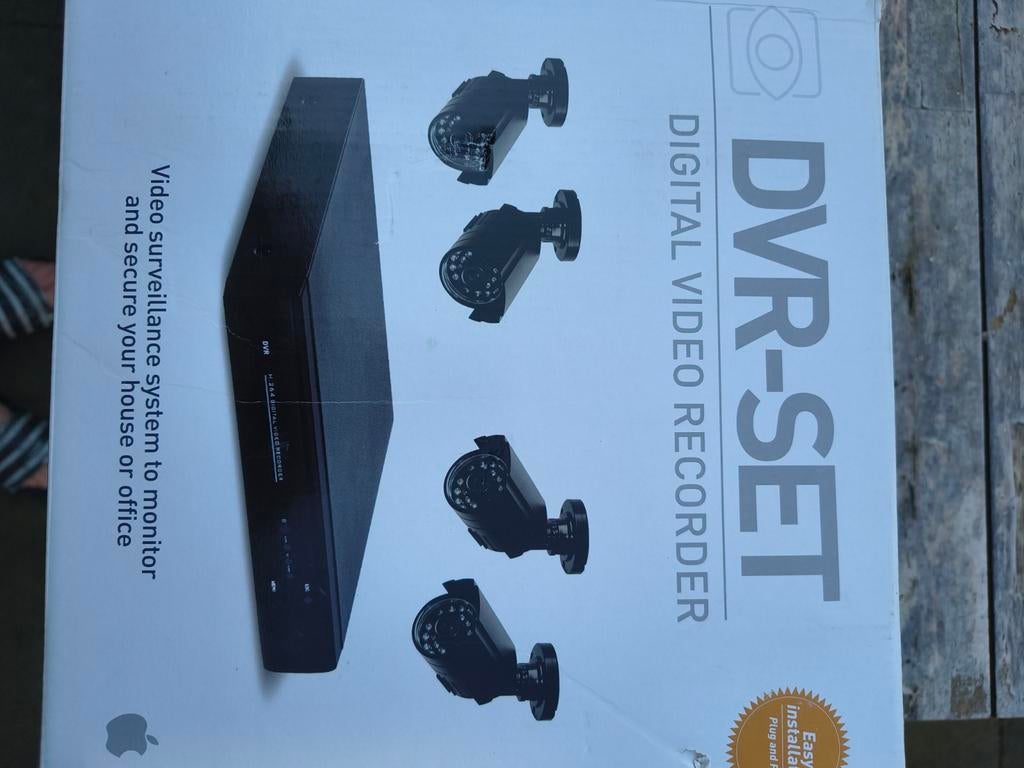 DVR Set Digitaal Video Bewakingssysteem met 4 Camera's, Ophalen of Verzenden, Nieuw, Buitencamera