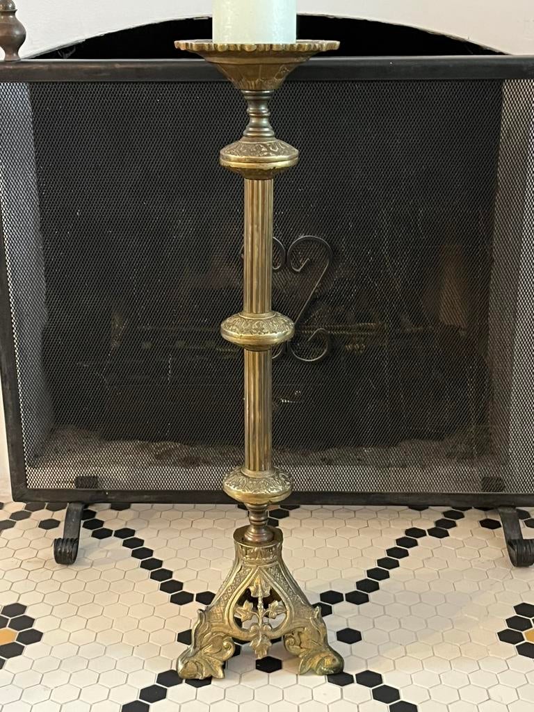 Antieke Neogotische Altaarkandelaar, Massief Messing – 58 cm, Ophalen of Verzenden, Koper of Brons