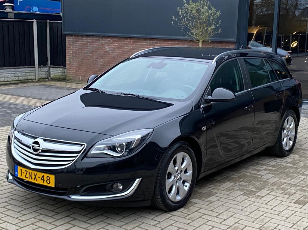 Opel Insignia Sports Tourer 1.4 T Business+ NIEUWSTAAT LEER, Gebruikt, 4 cilinders, Zwart, Handgeschakeld