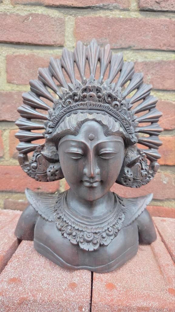 Prachtige beeld uit Bali, Ophalen of Verzenden, Zo goed als nieuw