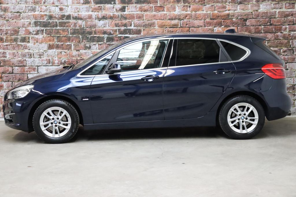 BMW 2 Serie Active Tourer 218i High Executive Luxury Line Au, 1345 kg, 136 pk, Gebruikt, Blauw