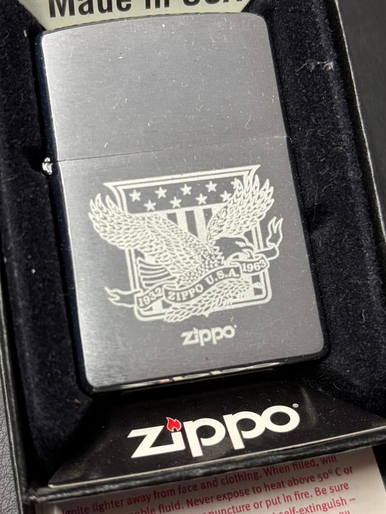Zippo 1932 Usa Eagle nieuw nooit gebruikt, Ophalen of Verzenden, Nieuw, Aansteker