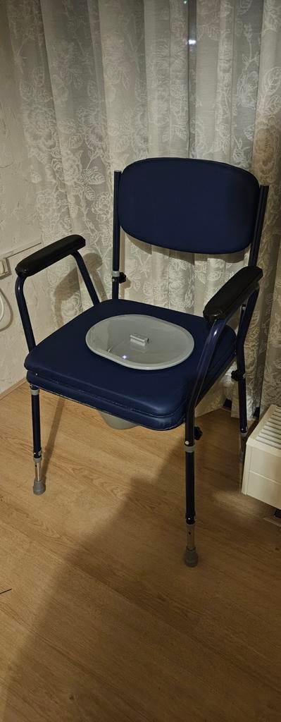 Po stoel, Ophalen, Kunststof, Blauw, Zorg