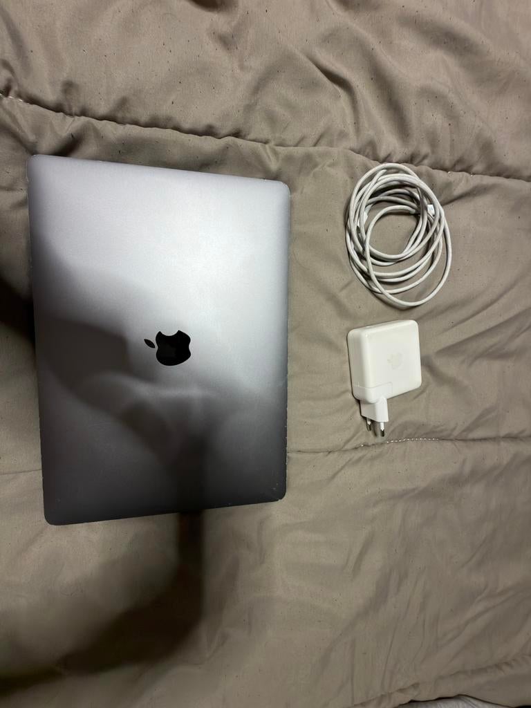 Macbook Pro 13inch i5 dualcore 16GB RAM, Computers en Software, Apple Macbooks, MacBook Pro, Gebruikt, 256 GB, 2 tot 3 Ghz