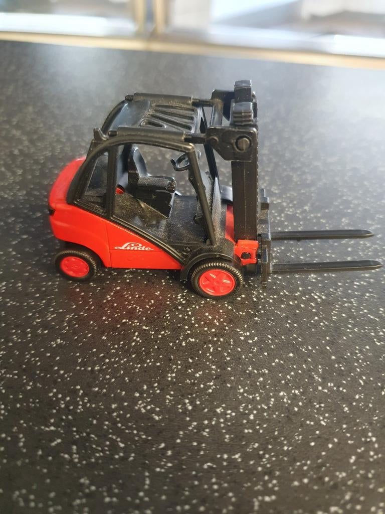 Siku linde heftruk, Hobby en Vrije tijd, Overige merken, 1:50 of kleiner, Overige typen, Ophalen of Verzenden