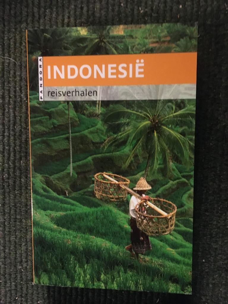 Indonesie reisverhalen; door Meerdere auteurs #Indonesie, Ophalen of Verzenden, Zo goed als nieuw, Diverse auteurs, Azië
