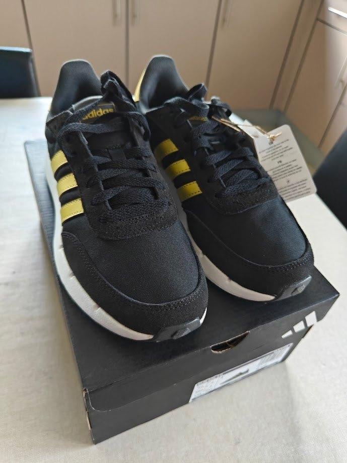 adidas dames Run 60s 2.0 – zwart/goud/grijs nieuw – Maat 39⅓, Ophalen, Adidas, Zwart, Nieuw