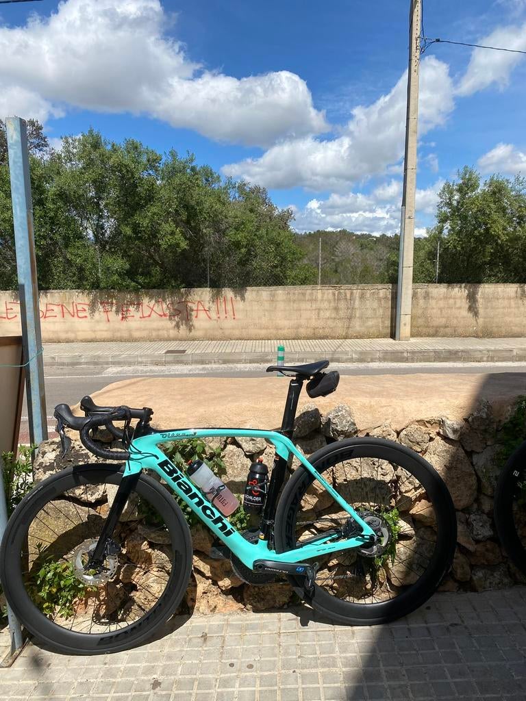 Bianchi Oltre XR3 53, Gebruikt, Carbon, Meer dan 20 versnellingen, 53 tot 57 cm