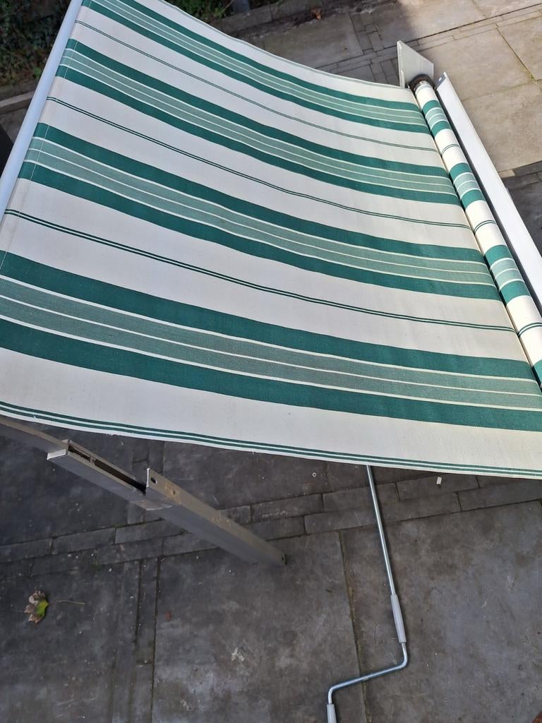 Zonnescherm / uitvalschermen, Tuin en Terras, Zonneschermen, Minder dan 150 cm, Ophalen of Verzenden, Knikarmscherm