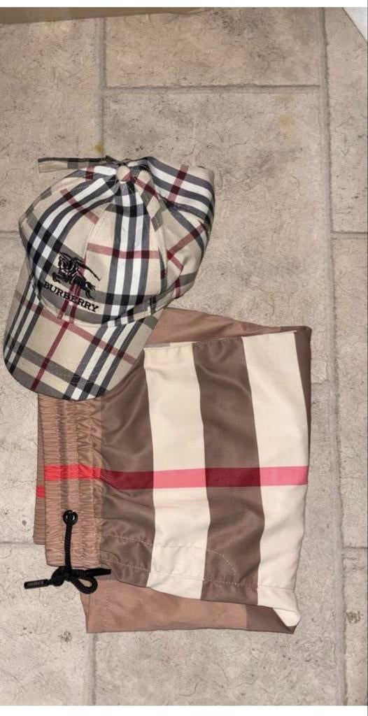 Burberry Zwemshort en Pet Set - Klassiek Ruitpatroon, Ophalen, Overige maten, Beige, Zwemshort