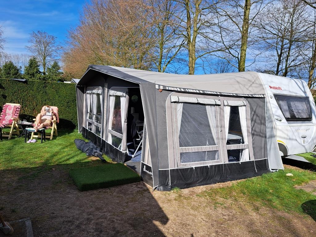 Walker living voortent  Omloopmaat 9.98 m  Diepte 240cm, Caravans en Kamperen, Voortenten en Luifels, Ophalen of Verzenden, Gebruikt