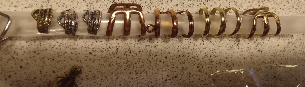 Oorklemmetje earcuff mannetje handje sterretje 3-rij manchet, Ophalen of Verzenden, Nieuw, Overige kleuren, Overige materialen