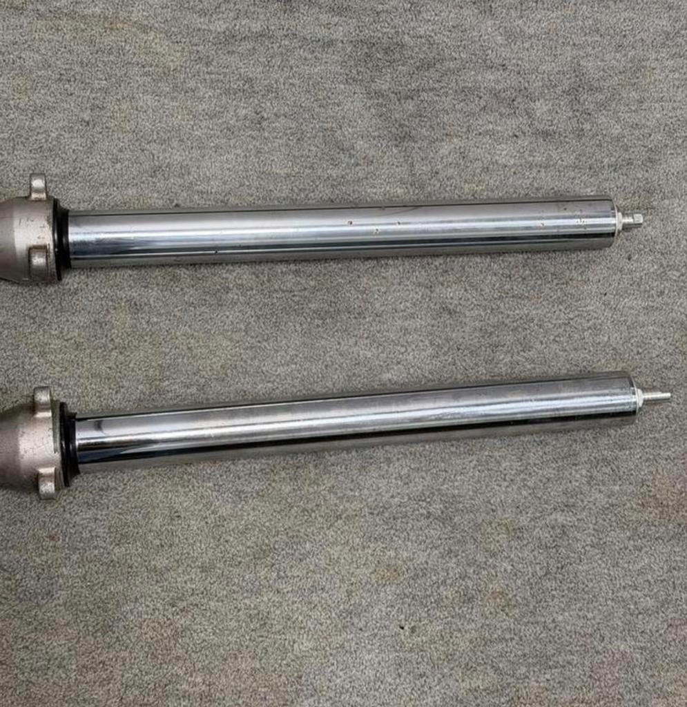 Suzuki GSF 600 Bandit gsf600 mk1 96-99 voorpoten voorvork, Motoren, Onderdelen | Suzuki, Gebruikt, SUZUKI, Ophalen of Verzenden