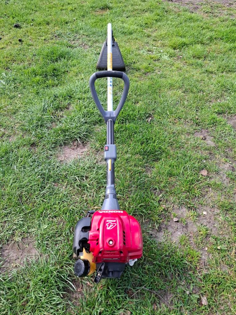 Honda 4-takt grastrimmer gx25, Tuin en Terras, Bosmaaiers, Gebruikt, Benzine, 10 tot 30 cm, Ophalen