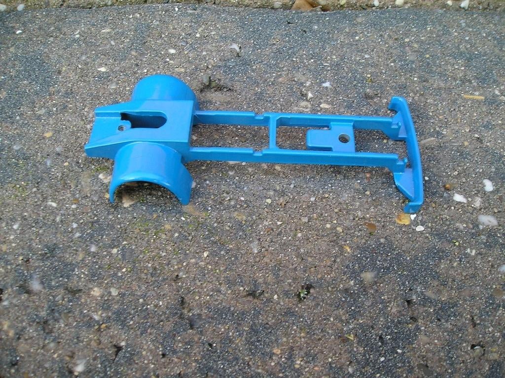 Oud type chassis Tekno Scania 141 trekker., Verzenden, Zo goed als nieuw, Bus of Vrachtwagen, Tekno