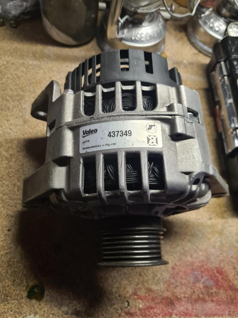 Valeo 437349 dynamo alternator 60mm V-riemschijf, Auto-onderdelen, Motor en Toebehoren, Ophalen of Verzenden, Gebruikt