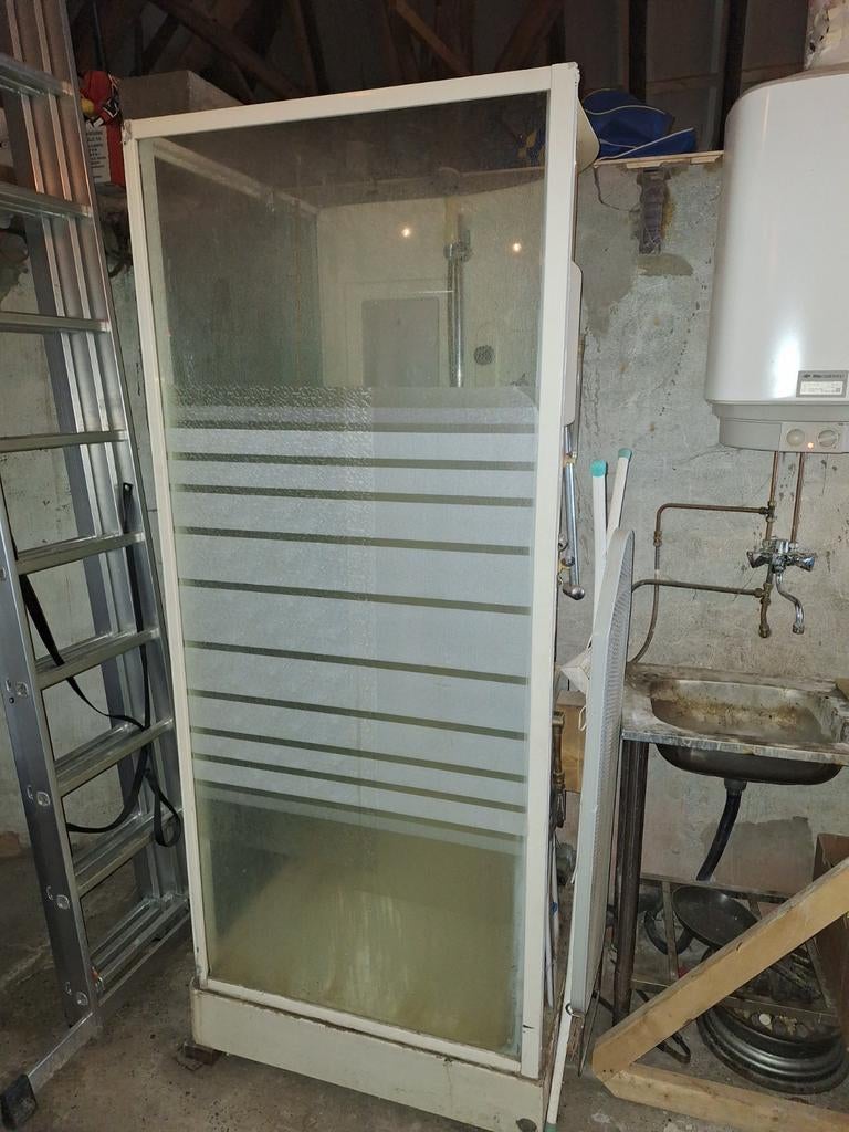Nooddouche / Douchecabine - Compact en Functioneel, Doe-het-zelf en Verbouw, Ophalen of Verzenden, Gebruikt, Glas, Douche