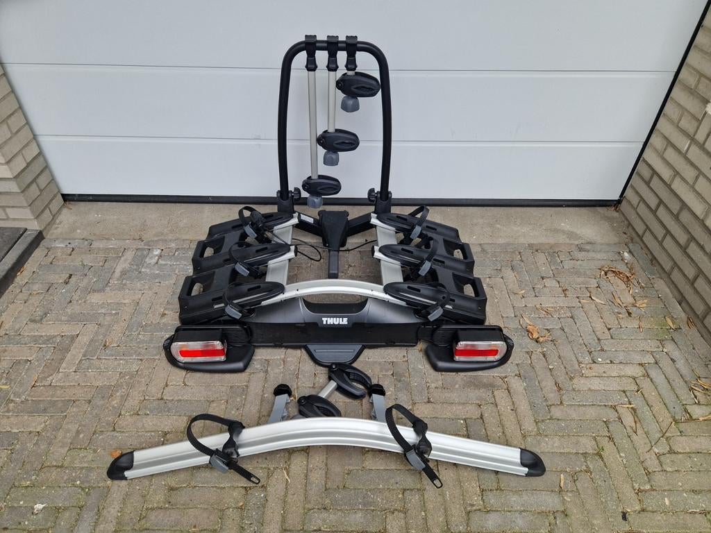 Thule VeloCompact Kantelbare Fietsendrager voor 4 Fietsen, Auto diversen, Fietsendragers, Ophalen, 3 fietsen of meer, Elektrische fiets