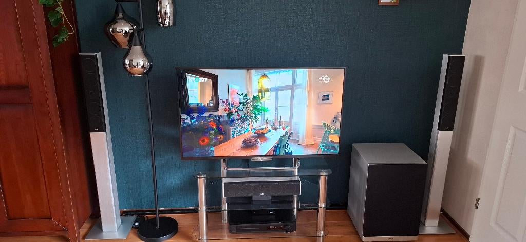 TEUFEL 5.1 Home Cinema Set Tuner/versterker/Bluray speler., Blu-ray-speler, 70 watt of meer, Zo goed als nieuw, 5.1-systeem