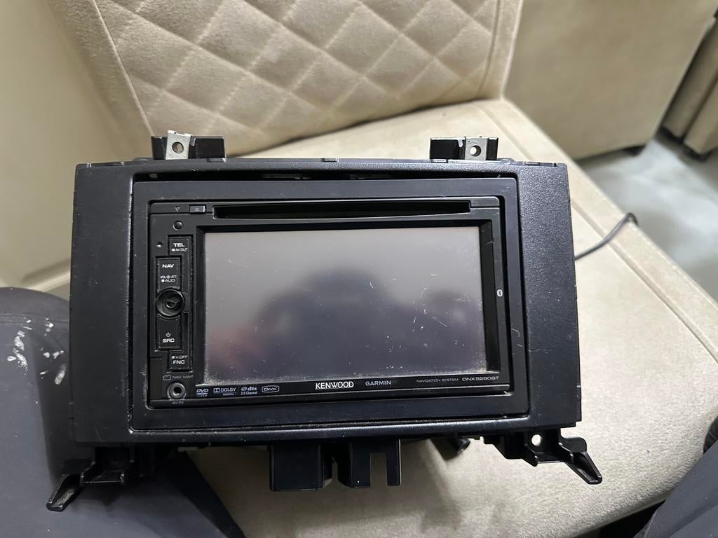 kenwood radio met houder, Ophalen of Verzenden, Zo goed als nieuw