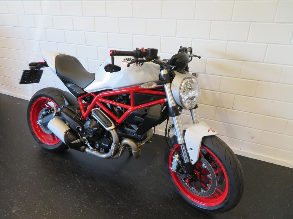 Ducati MONSTER 797 ABS TOPSTAAT! (bj 2017) - foto 2