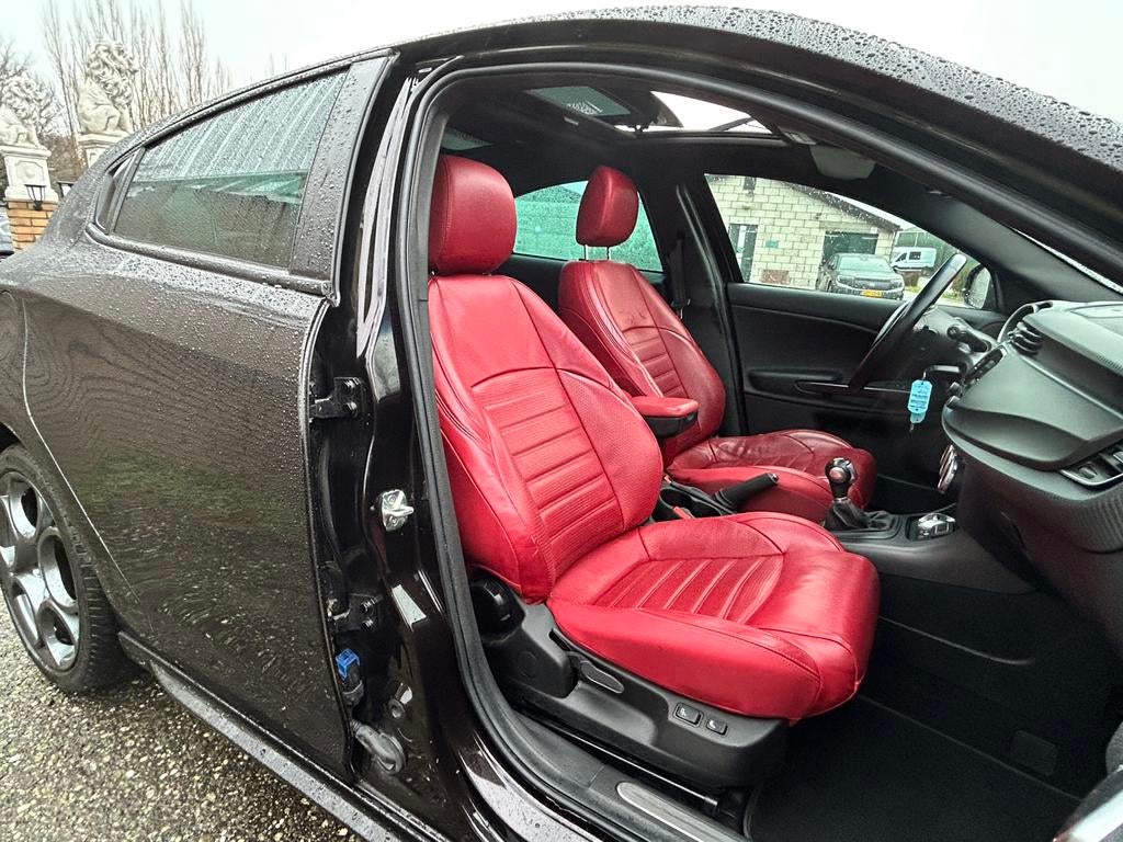 1.4 Turbo AUT Sport uitlaat Stage 1 + Bak PANO RIEM NIEUW, 1280 kg, 4 cilinders, USB, Zwart