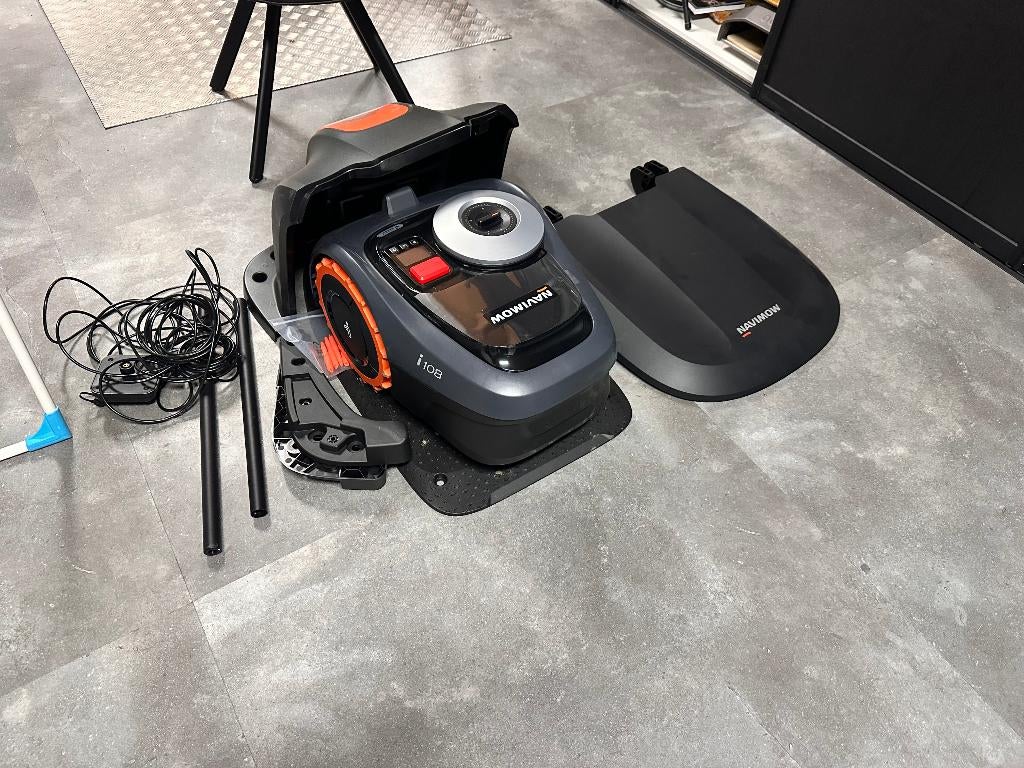 Segway Navimow i108 incl garage (NIEUW), Bestuurbaar via app, Nieuw, Ophalen of Verzenden, Minder dan 20 cm