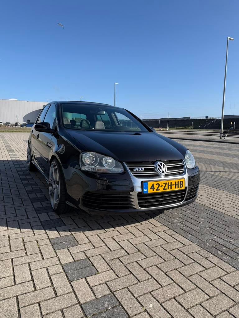 Golf 5 R32 3.2 5D Handgeschakeld, Navigatiesysteem, Zwart, Zwart, Leder