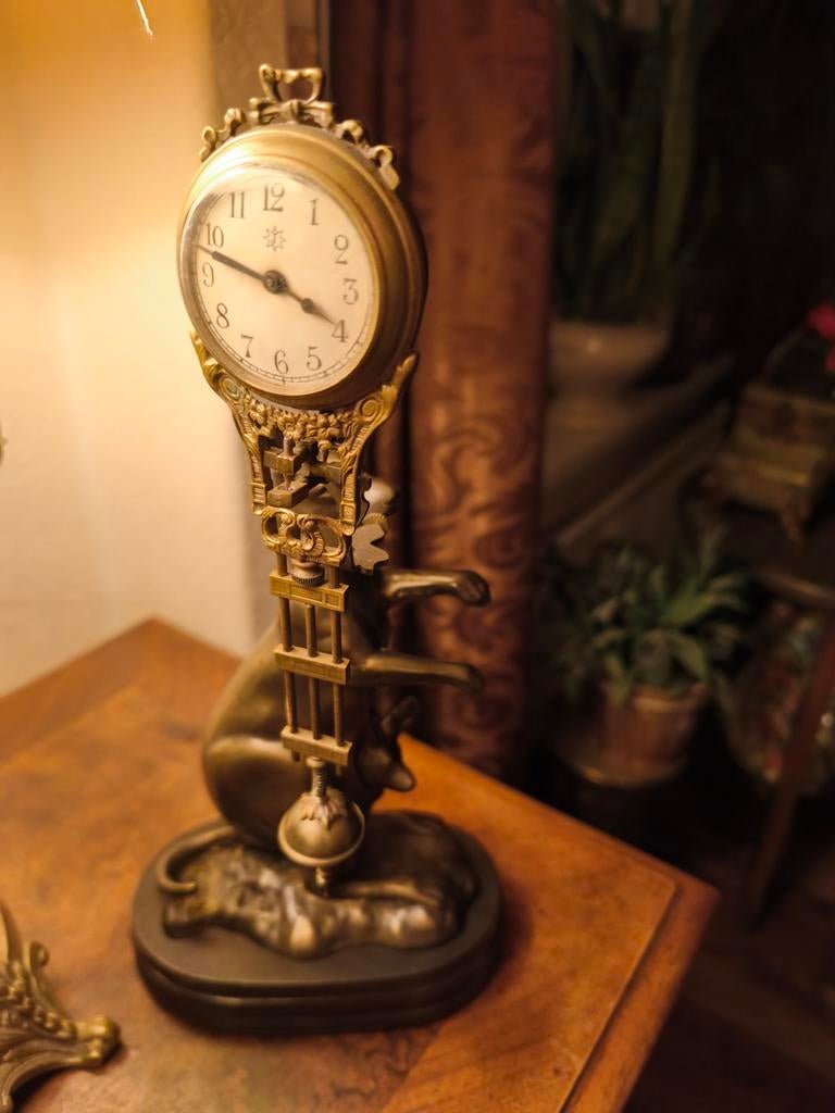 Mooi mysterieus klokje, Ophalen