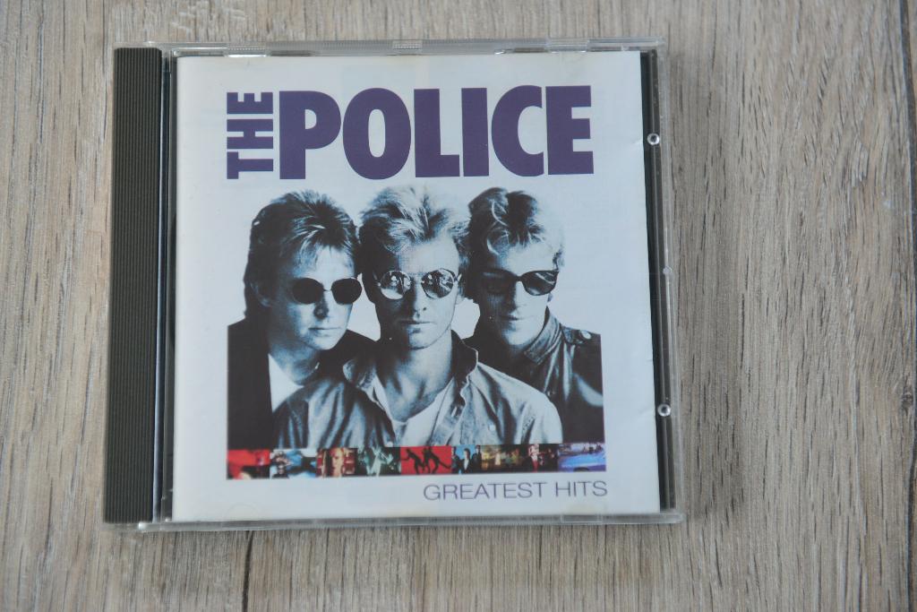 THE POLICE == Greatest Hits 16 geweldige nummers, Verzenden, Zo goed als nieuw