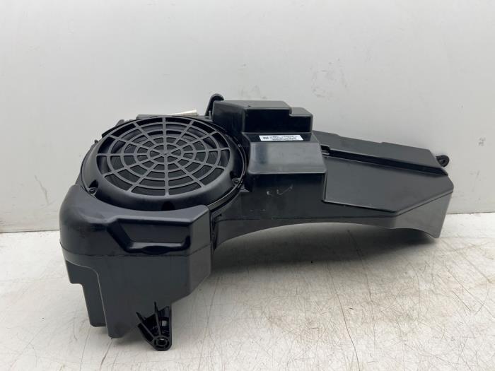 Subwoofer van een Audi A6, Gebruikt, -, -, -