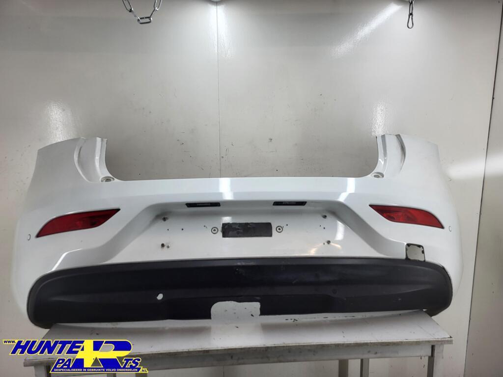 Achterbumper wit metallic Volvo V40 II  ('12-'19) 31283756, Gebruikt, Ophalen of Verzenden, Volvo, Bumper