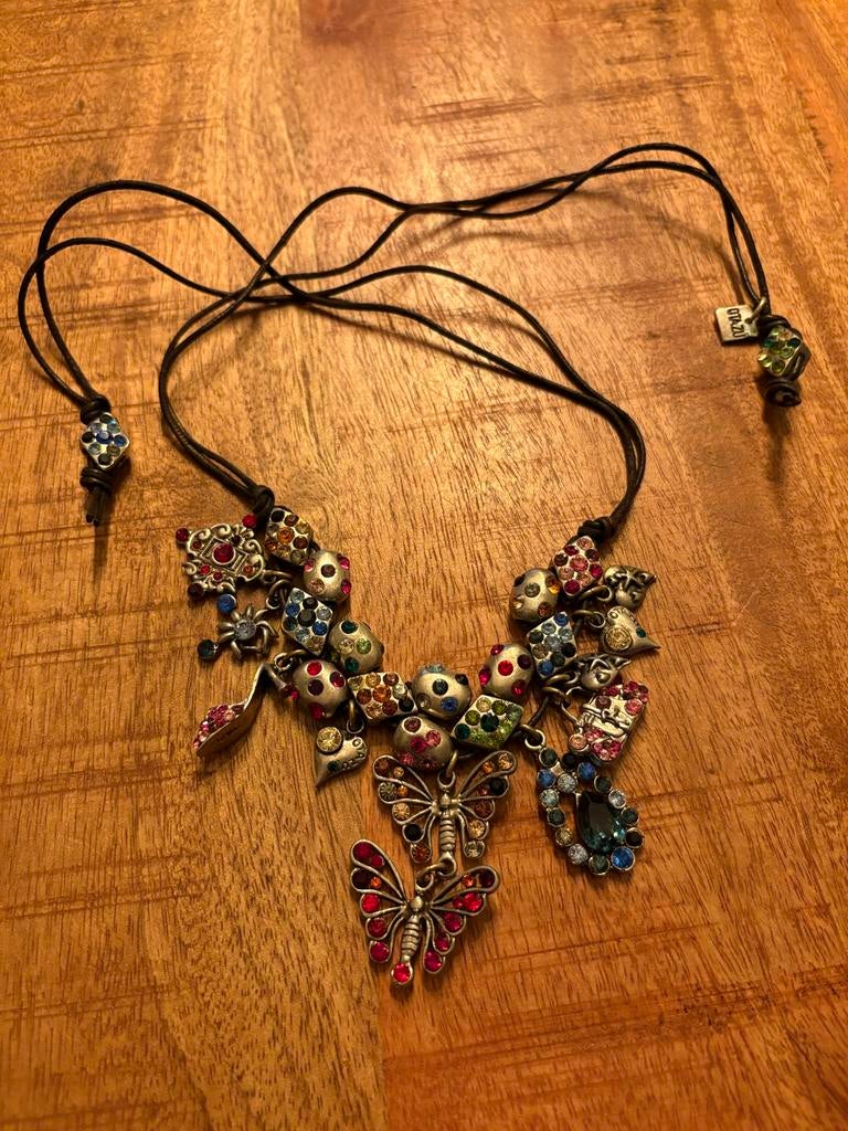 Otazu halsketting Swarovski kristallen met bedels, Sieraden, Tassen en Uiterlijk, Kettingen, Zo goed als nieuw, Overige materialen