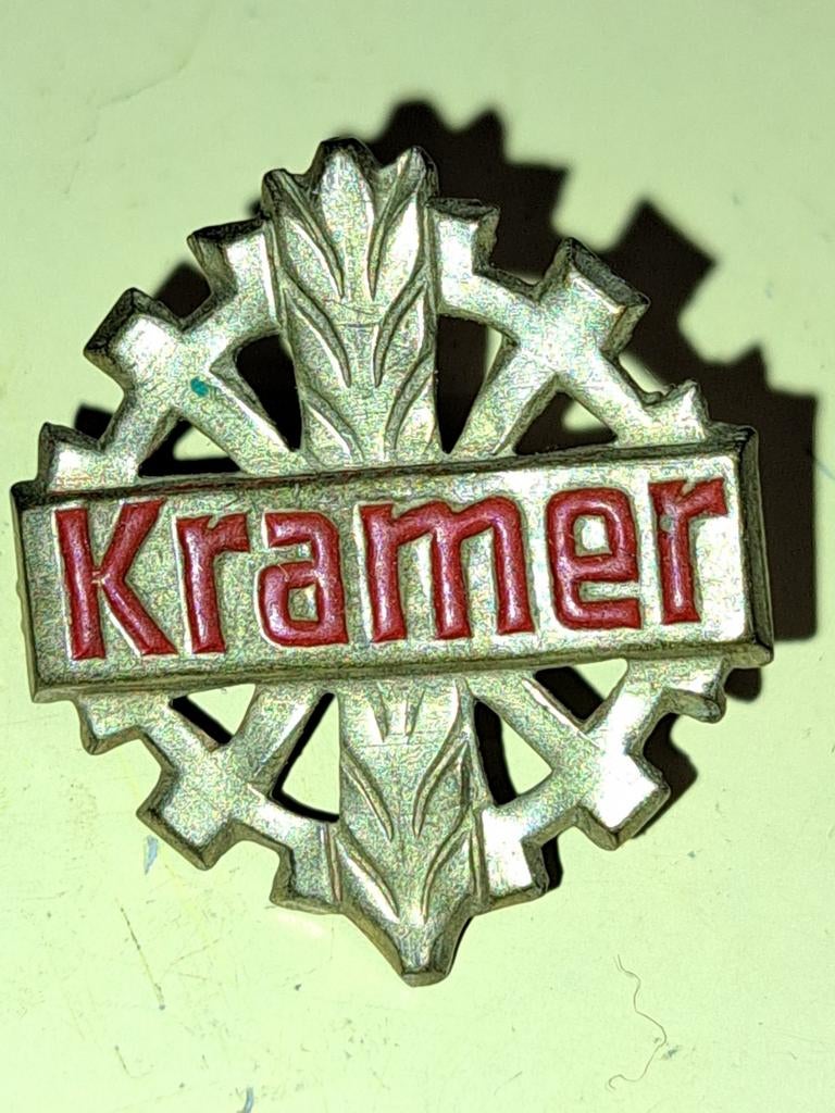 Kramer speldje landbouw agria vintage, Verzamelen, Speldjes, Pins en Buttons, Ophalen of Verzenden