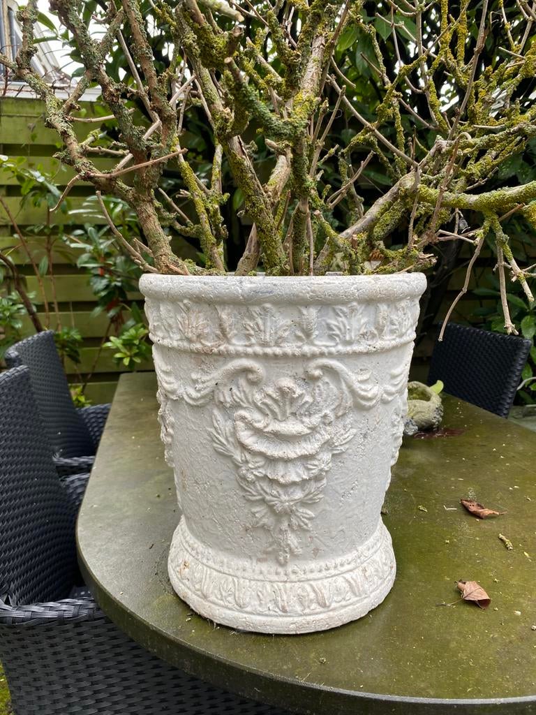PTMD grote witte klassieke bloempot, Ophalen, Overige materialen, Minder dan 60 cm, Rond