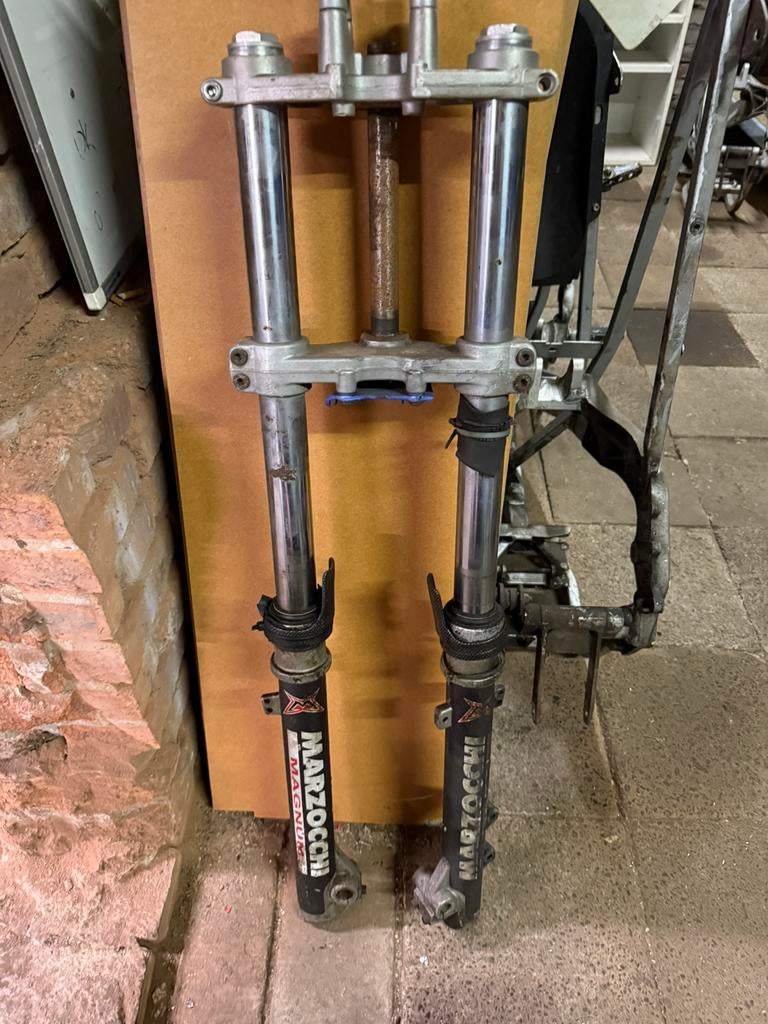 Derbi drd voorvork verschillende staten 15mm as, Gebruikt, Derbi, DERBI, Derbi