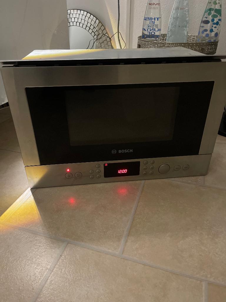 Bosch HMT 85M Combimagnetron, Zo goed als nieuw, Minder dan 100 cm, Grijs, 25 tot 50 cm