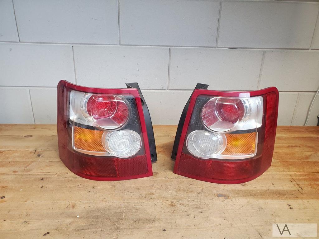 Range Rover Sport 2005 - 2009 achterlicht links rechts €150, Ophalen of Verzenden, Gebruikt, Land Rover