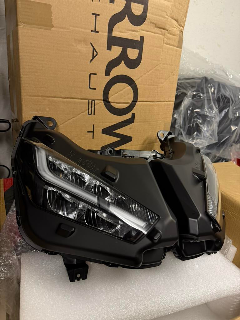 Honda X-ADV 750 LED koplamp nieuw/ 2021-2024, Ophalen of Verzenden, Nieuw