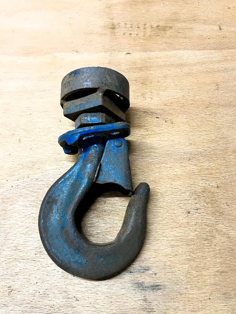 Draaibaar Hijs-oog / wartelhaak met klep, Doe-het-zelf en Verbouw, Lieren en Takels, Ophalen of Verzenden, Gebruikt, Handmatig