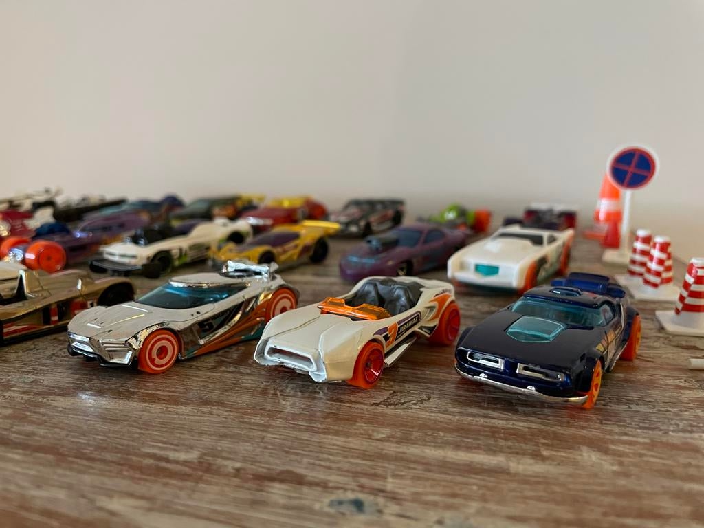 Hot Wheels Verzameling - 25 Auto's, Verzamelen, Speelgoed, Ophalen of Verzenden, Gebruikt