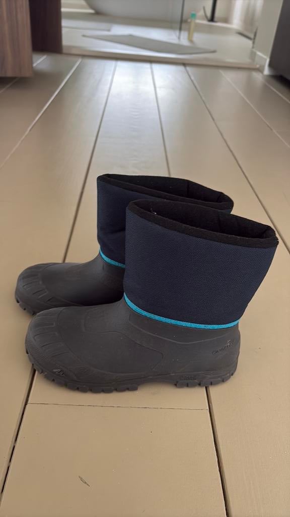 Snowboots Decathlon maar 34/ 35, Ophalen, Zo goed als nieuw, Jongen of Meisje, Laarzen