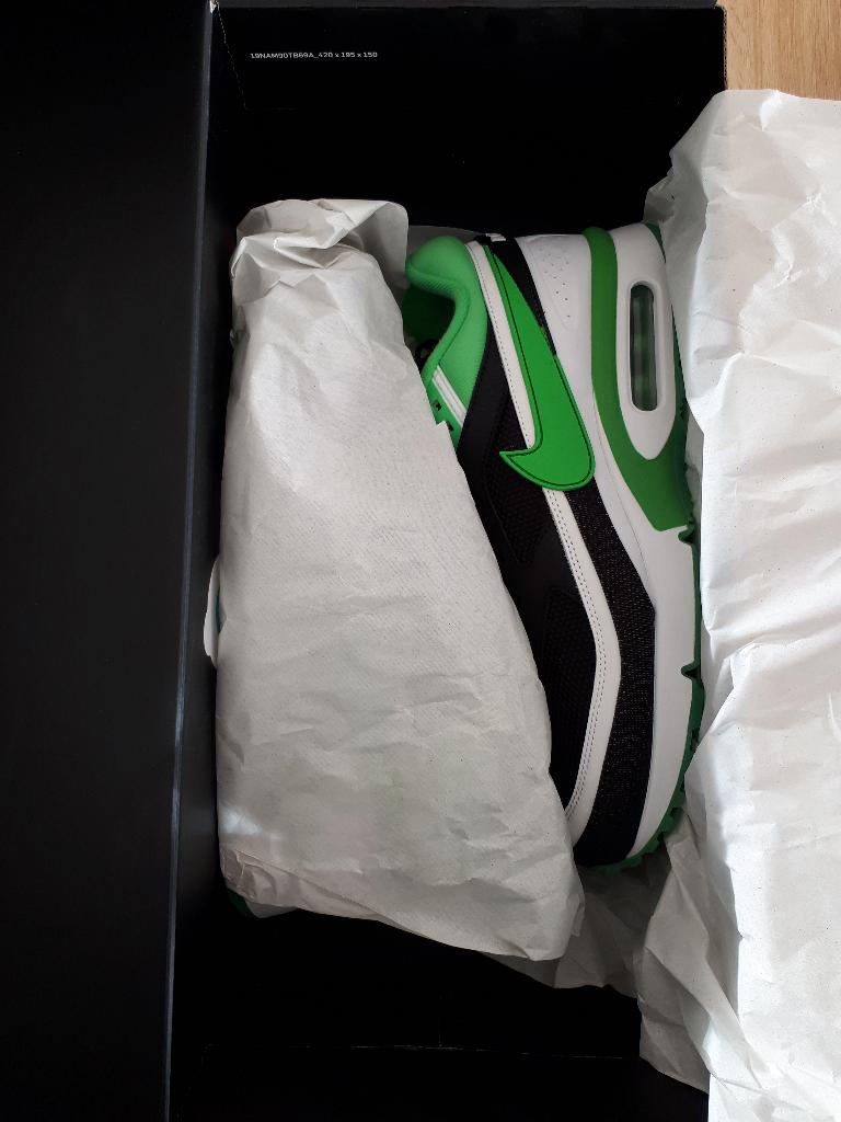 Nike Air Max BW QS Rotterdam maat 42,5 / 44 / 45, Kleding | Heren, Schoenen, Overige kleuren, Nieuw, Sneakers of Gympen, Nike Air Max