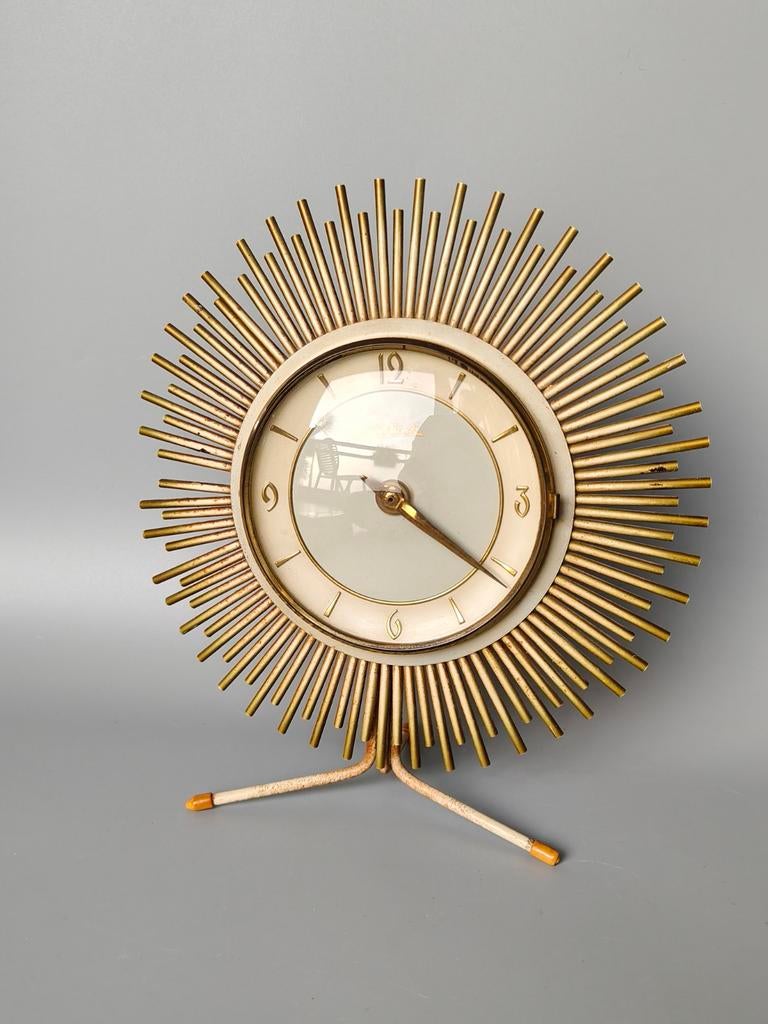 Hilbink retro sunburst klok pilastro stijl Mid Century, Verzenden