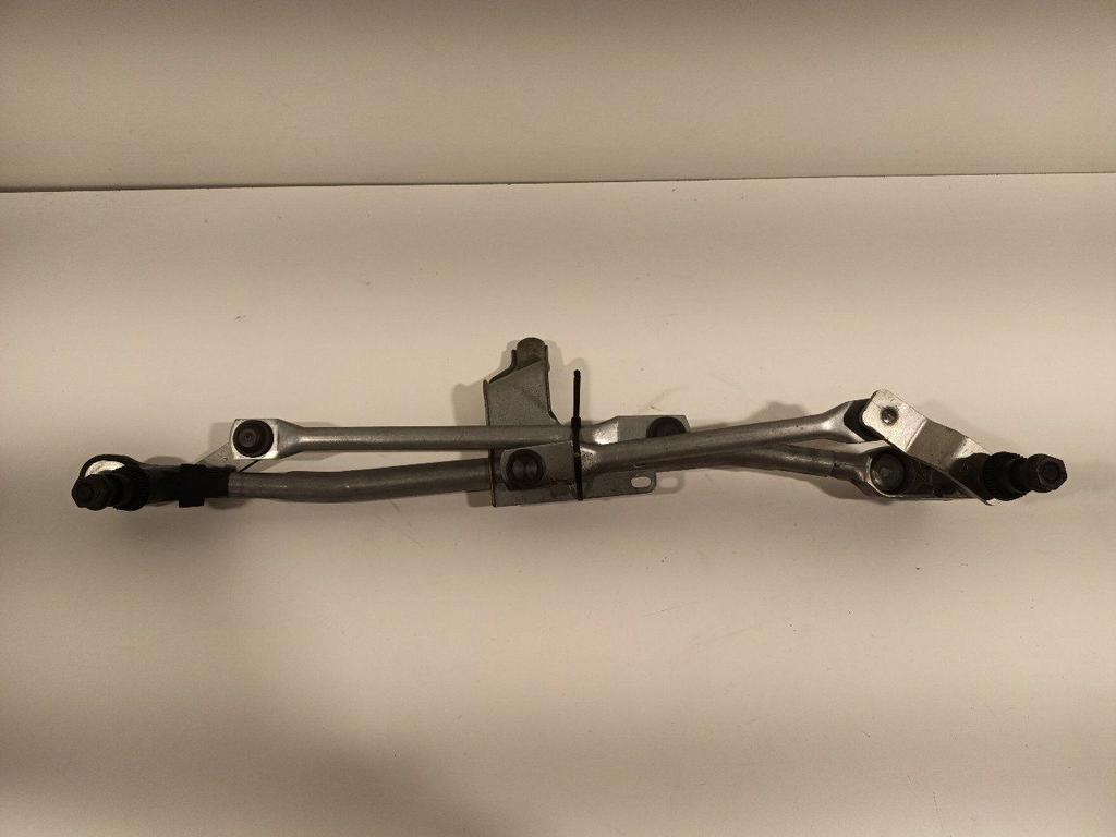 Ruitenwisser mechaniek voor BMW 1 serie, Onderdelen@venauto.nl, Van der Ven Autorecycling B.V., Gebruikt, Ettenseweg 76, 4706 PB Roosendaal, The Netherlands