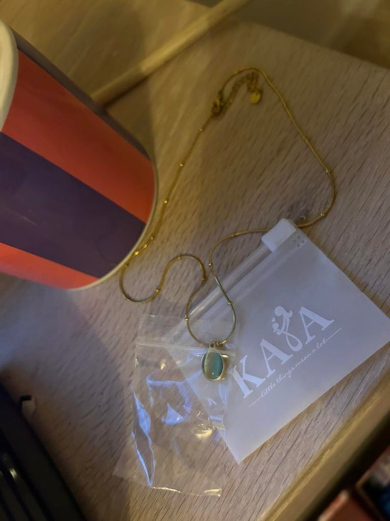 Kaya ‘jade’ stainless steel ketting goud met groene steen, Ophalen of Verzenden, Nieuw, Goud