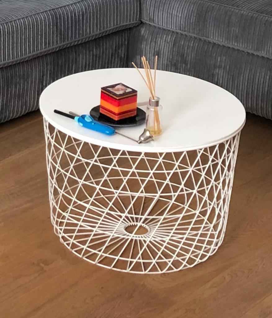 Ikea KVISTBRO opbergtafel, 61 cm, Huis en Inrichting, Ophalen, Zo goed als nieuw, Rond, Metaal of Aluminium