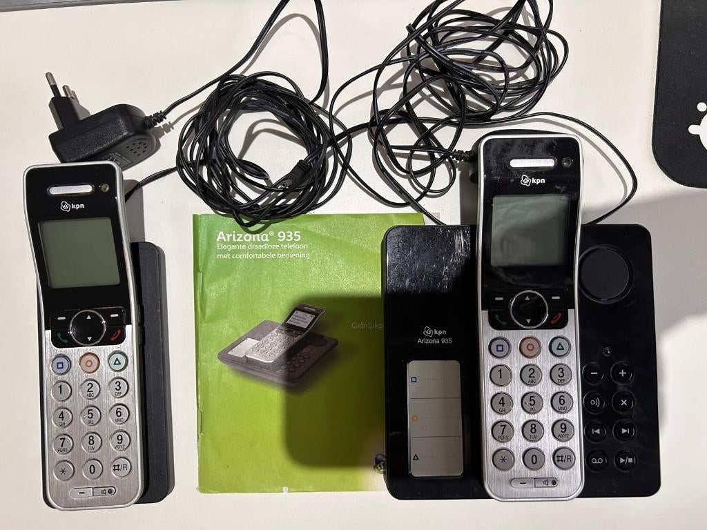 KPN Arizona 935 draadloze telefoon (2 stuks), Ophalen, Zo goed als nieuw, 2 handsets