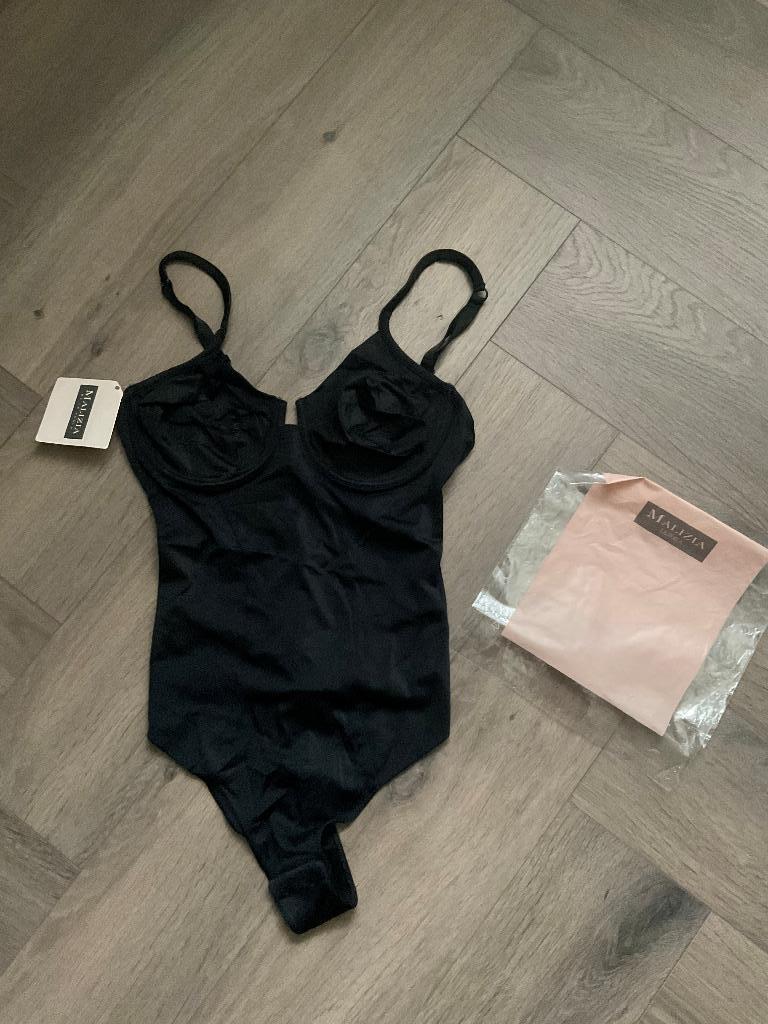 Nieuw - zwart naadloze stringbody Malizia La Perla - T3 80 B, Kleding | Dames, Ondergoed en Lingerie, La Perla, Ophalen of Verzenden