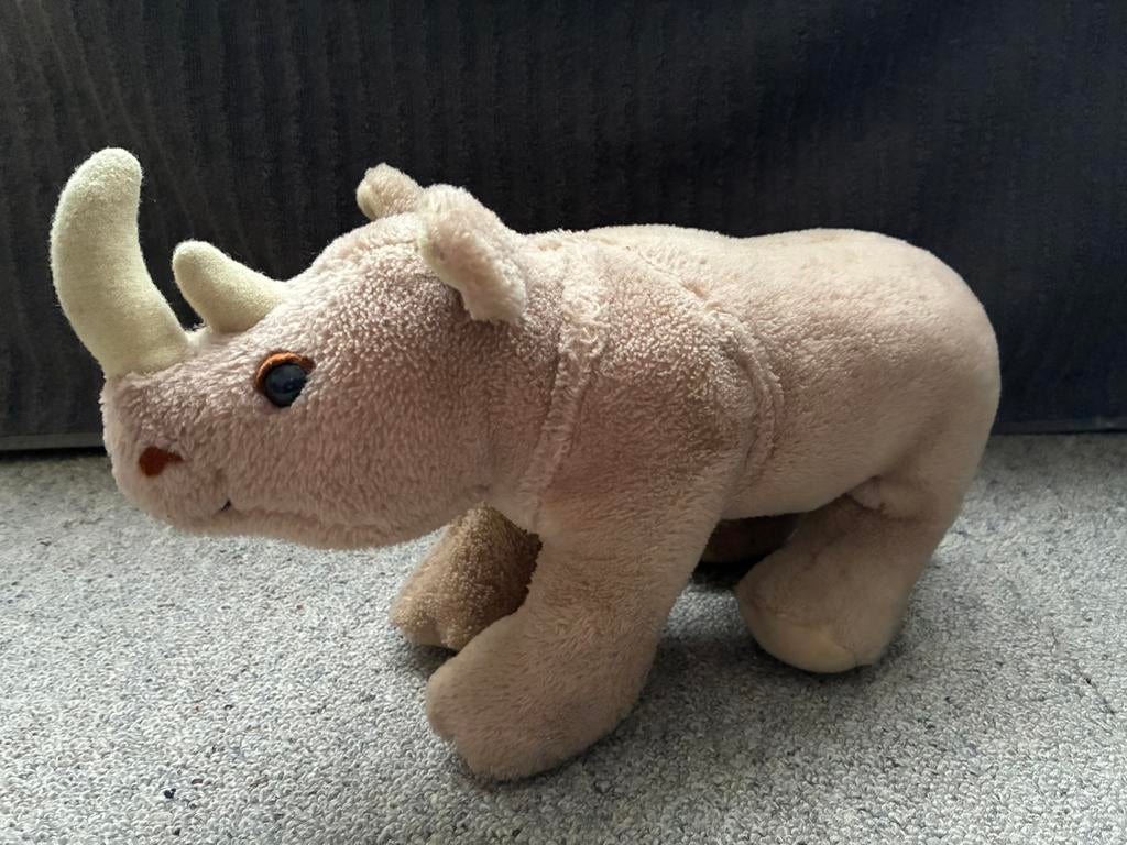 Vintage neushoorn knuffel, Kinderen en Baby's, Speelgoed | Knuffels en Pluche, Ophalen of Verzenden, Zo goed als nieuw, Overige typen
